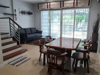 3-Story Townhome (On Nut - Pattanakarn) - m800x1200 (5)