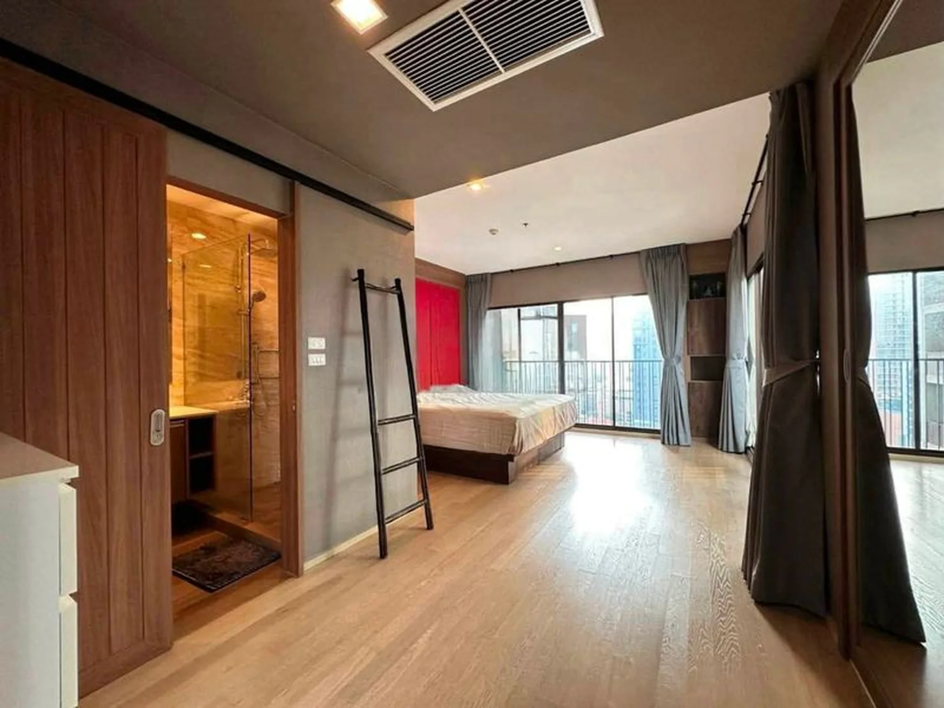 Noble Refine Sukhumvit 26 - main