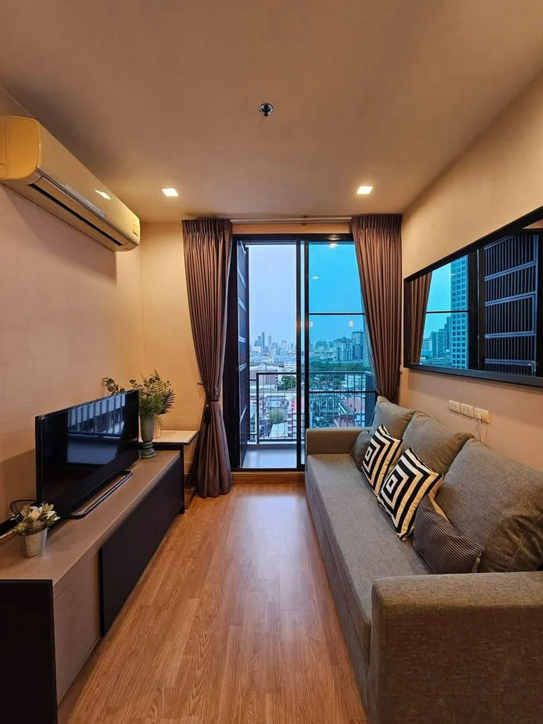 Q House Sukhumvit 79 - main