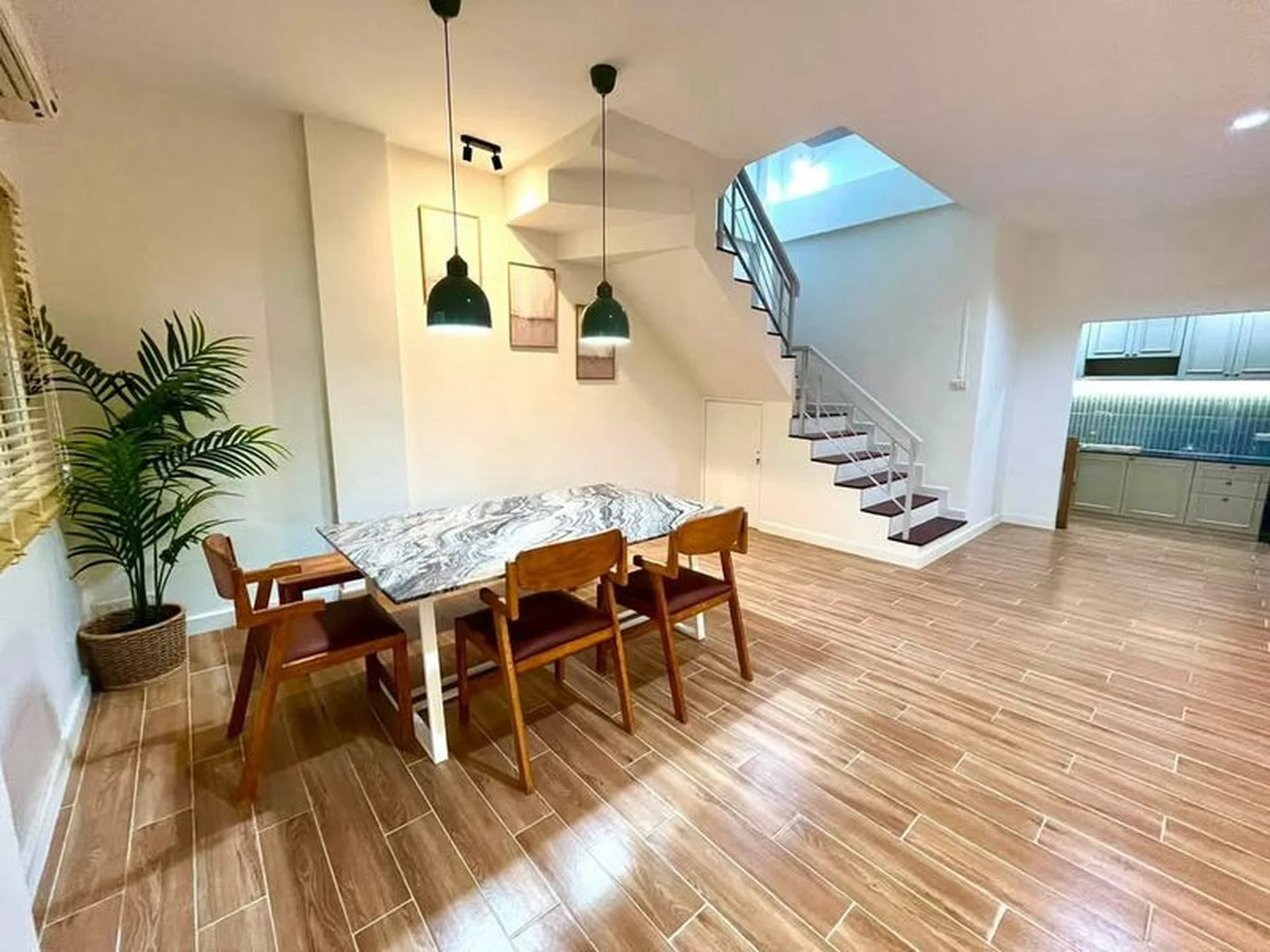 Luxury 4-Storey Townhome Phatthanakan - main
