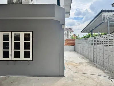 Spacious Renovated 2-Storey in Udom Suk